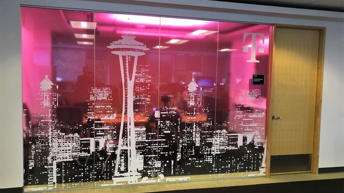Custom Window Graphics | Nationwide Large-Format Printing | SuperGraphics