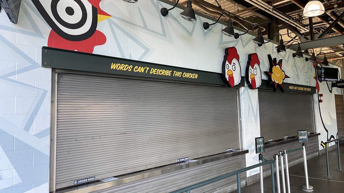 Seattle Mariners concessions market wall mural, produced and installed by SuperGraphics. Showcases wall mural and dimensional signage for chicken shop.
